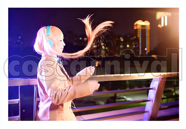 Nino Arisugawa Cosplay cosplay costume from Anonymous Noise, side view 2