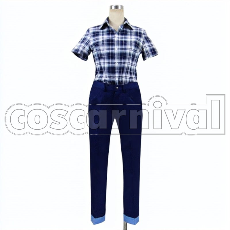 Black wiriamu makubesu cosplay costume from Blood Blockade Battlefront, front view 2