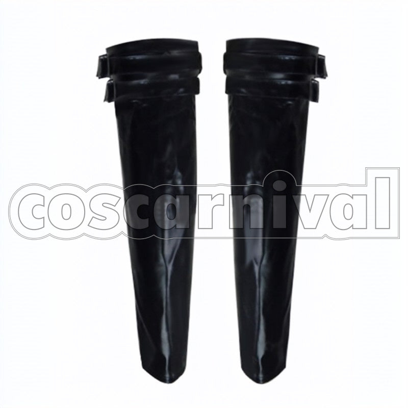 K K cosplay costume from Blood Blockade Battlefront, side view
