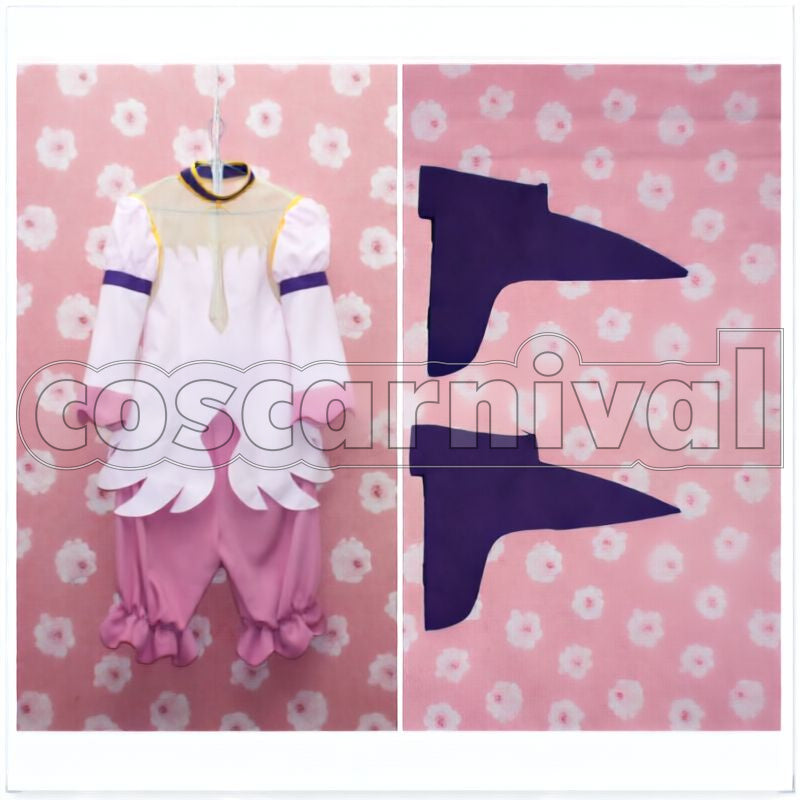 the Rebellion R2 Carine ne Britannia Cosplay cosplay costume from Code Geass: Lelouch of, set view