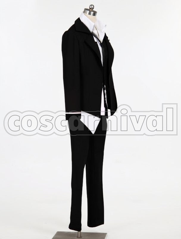 Ruki Mukami cosplay costume from Diabolik Lovers, side view
