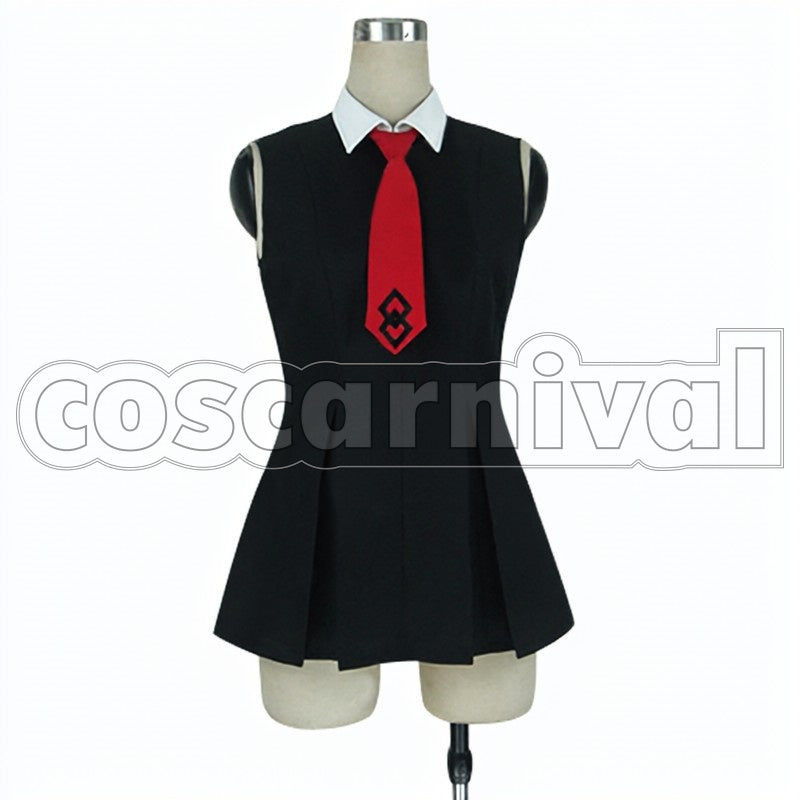 Mash Kyrielight cosplay costume from Fate Grand Order, front view 2
