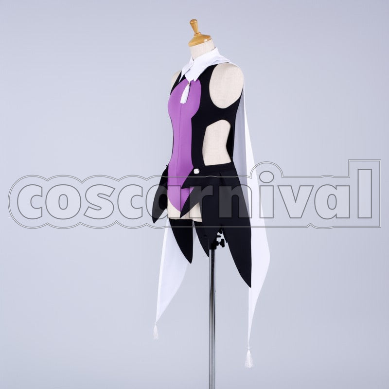 Prisma Illya Miyu Edelfelt Disguise cosplay costume from Fate kaleid liner, side view 2