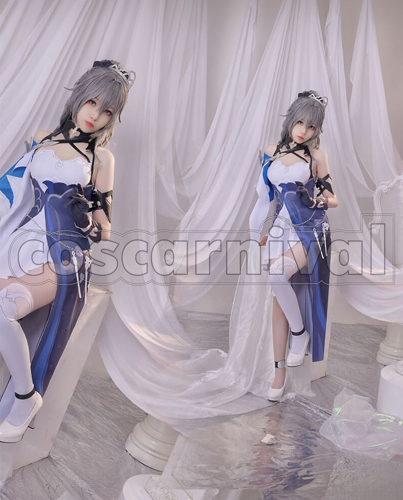 3rd Bronya Zaychik A Post-Honkai Odyssey Cosplay cosplay costume from Honkai Impact, front view 5