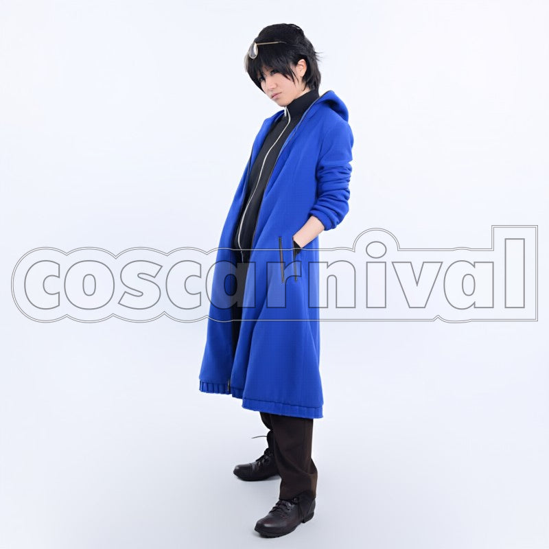 Gareki cosplay costume from Karneval, side view