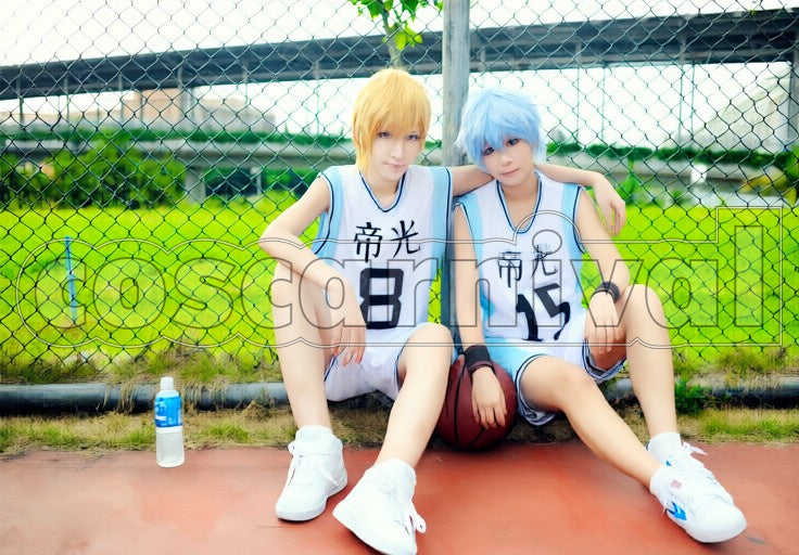 of Miracles Teiko Junior High Tetsuya Kuroko cosplay costume from Kuroko's Basketball Generation, front view 2
