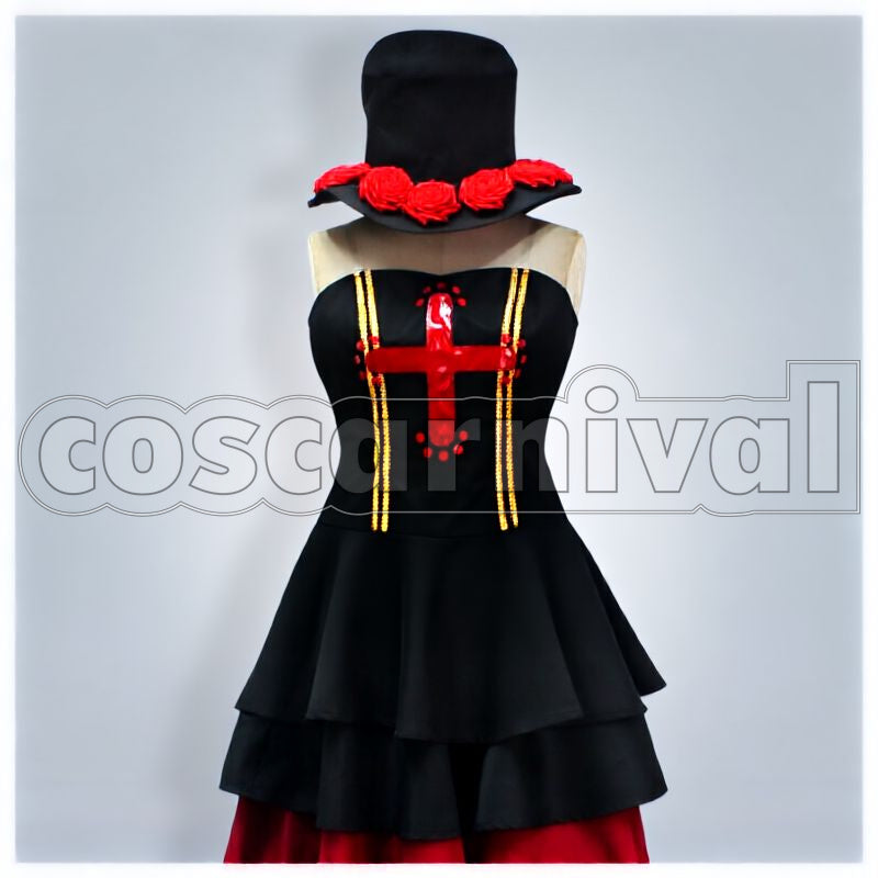 Perona Post-Timeskip Cosplay cosplay costume from One Piece, front view 1