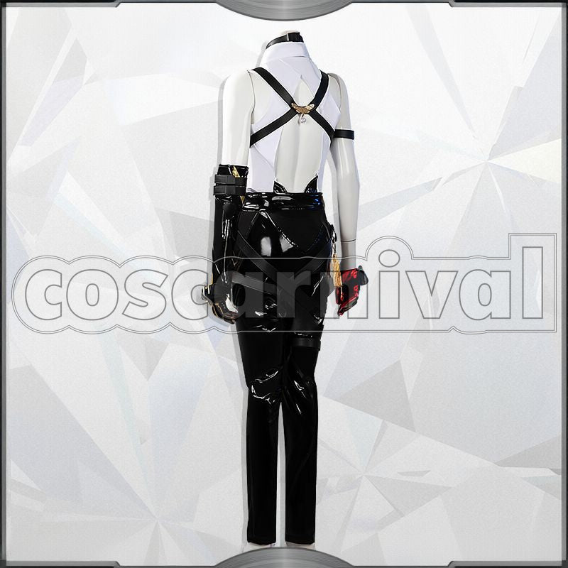 Zero Evelyn Chevalier Cosplay cosplay costume from Zenless Zone, back view 2