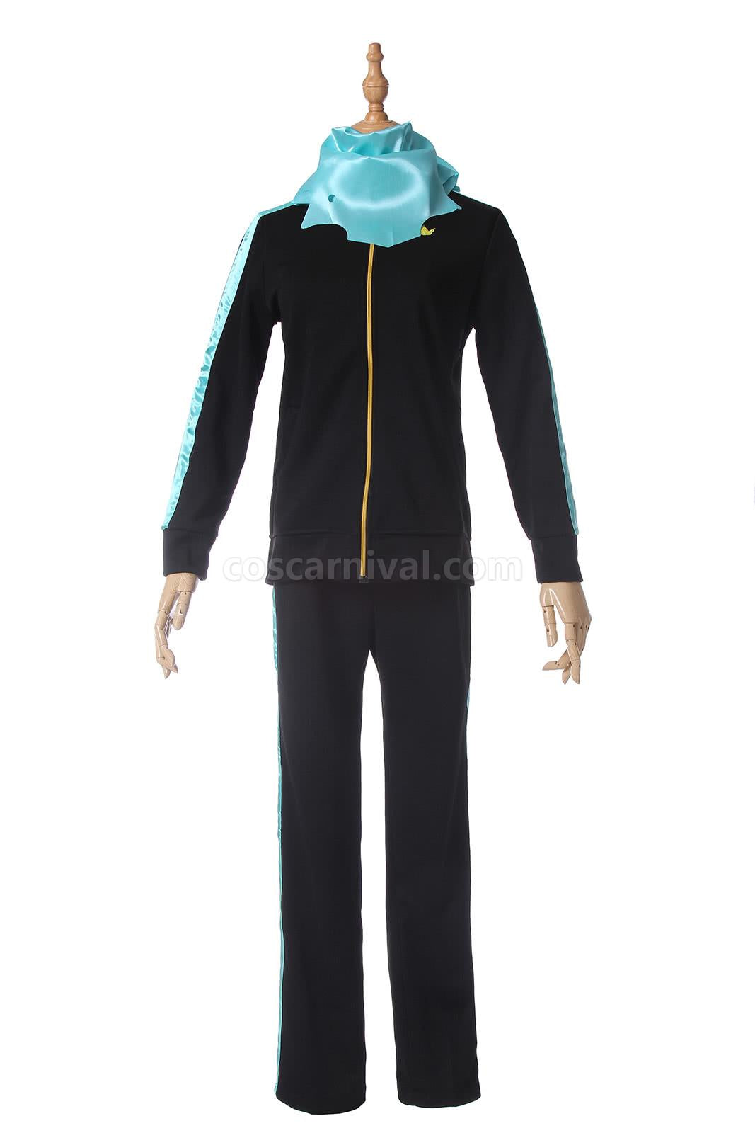 Yato cosplay costume from Noragami Aragoto, side view