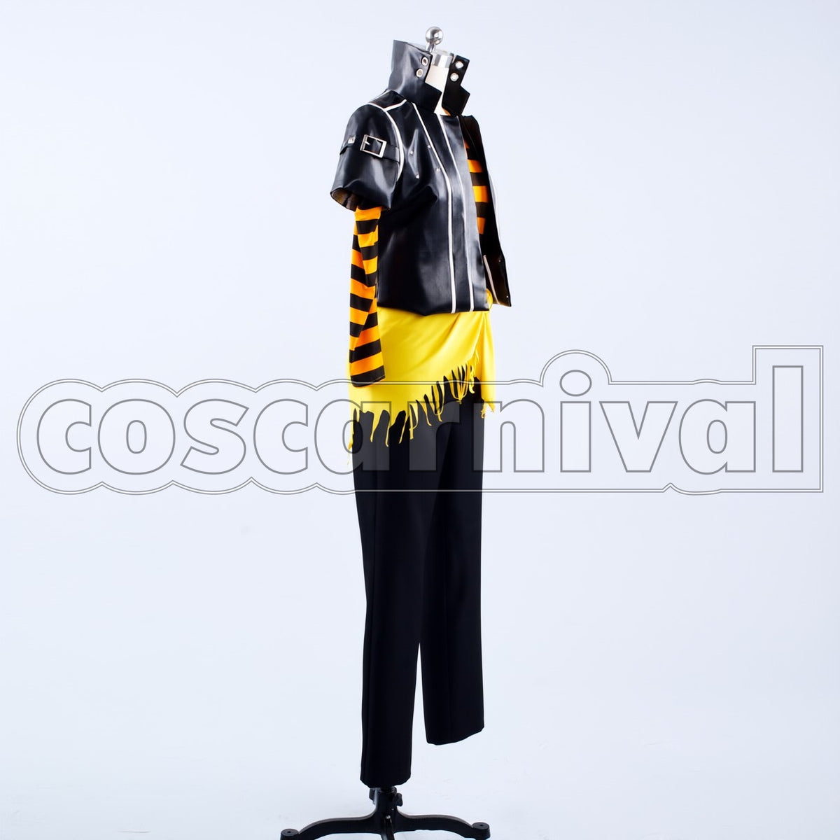 Toma cosplay costume from Amnesia, side view 4