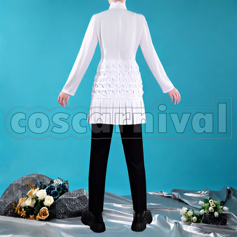 Bucchi La Bonbonnière Cosplay cosplay costume from Disney Twisted-Wonderland Ruggie, back view 2