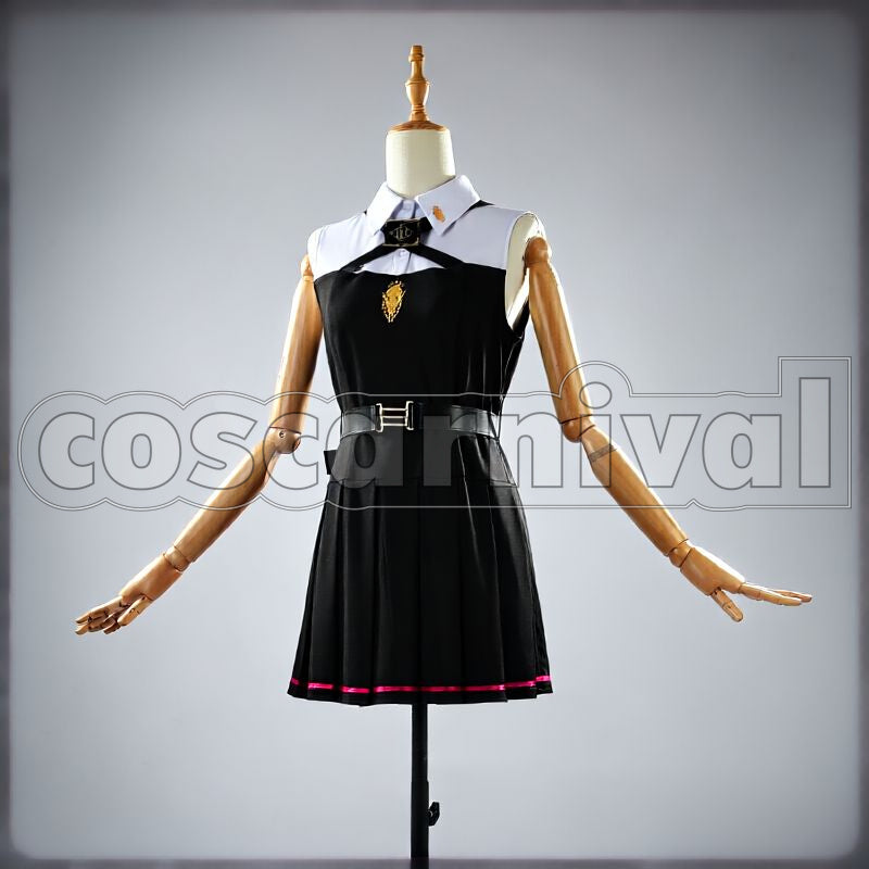 Medusa (Saber) 1st Ascension Cosplay cosplay costume from Fate/Grand Order, front view 4