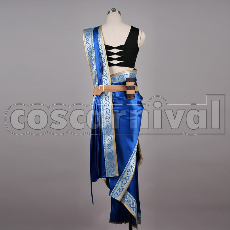 Oerba Yun Fang cosplay costume from Final Fantasy XIII, back view