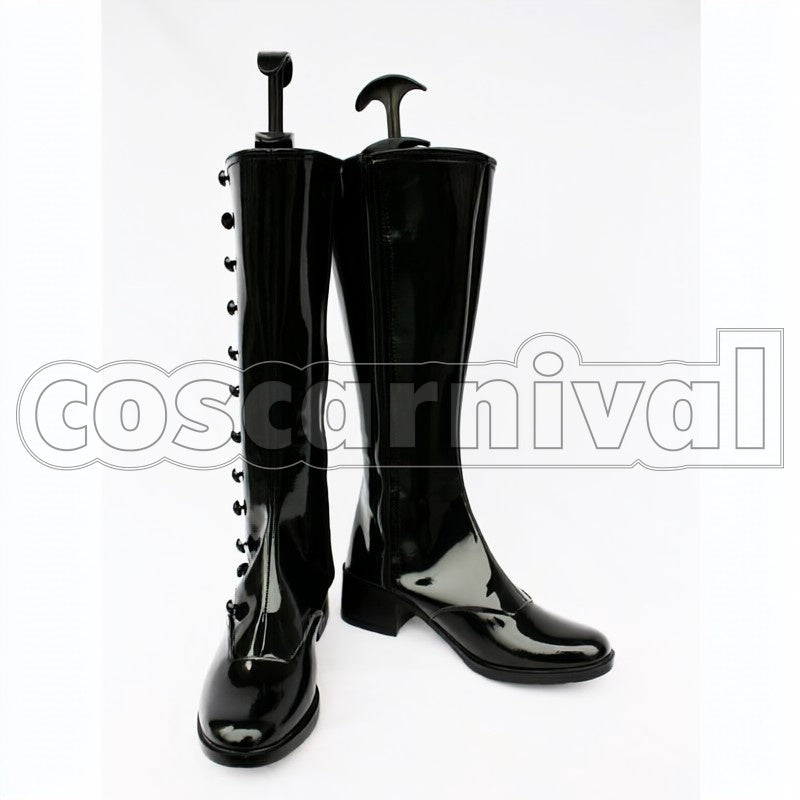 Blois cosplay costume from Gosick Victorique de, side view