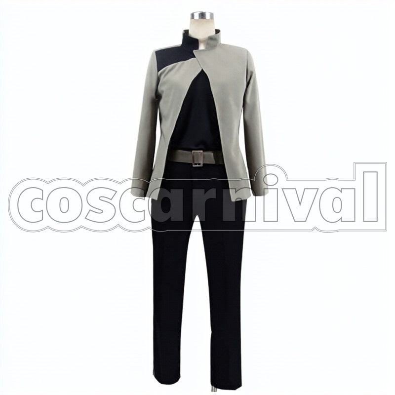 to Try to Pick Up Girls in a Dungeon? Bell Cranel cosplay costume from Is It Wrong, front view