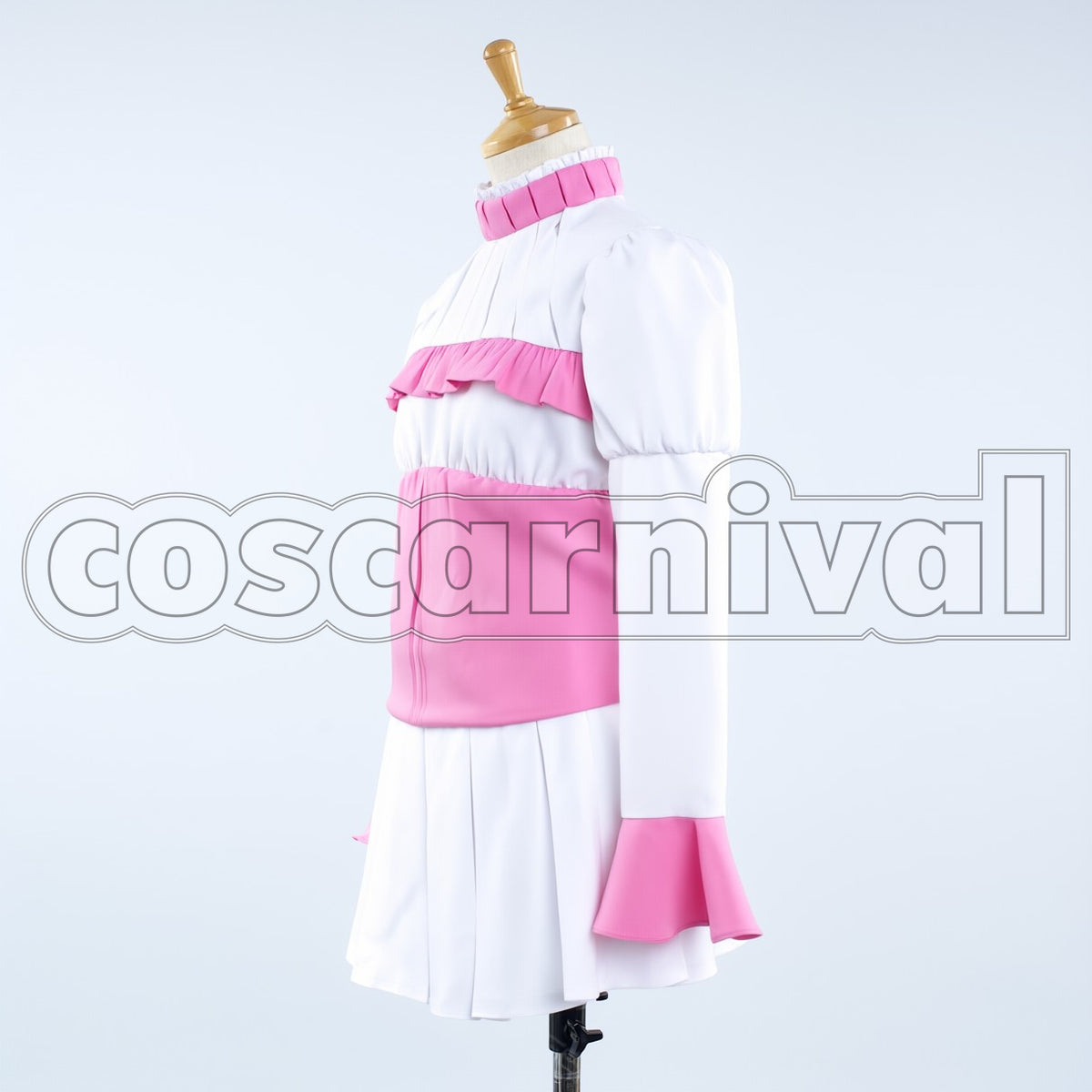 Tsukumo cosplay costume from Karneval, side view 2