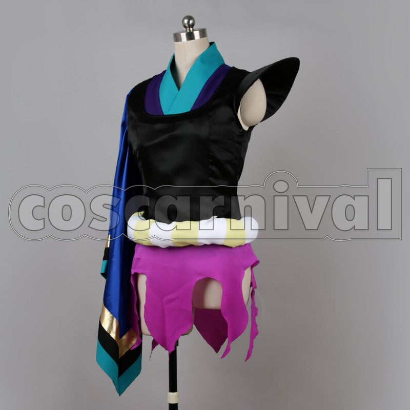 togame cosplay costume from Katanagatari, side view