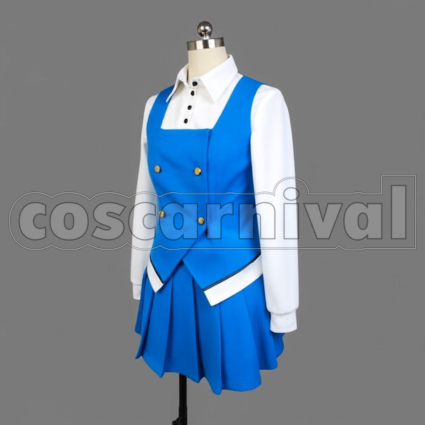 Yoko Inokuma cosplay costume from Kin-iro Mosaic, side view 2