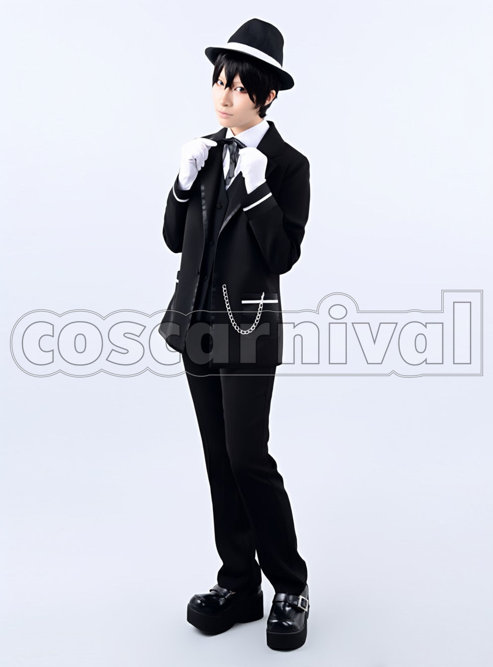storia della Arcana Famiglia Luca Luca Black cosplay costume from La, front view 2