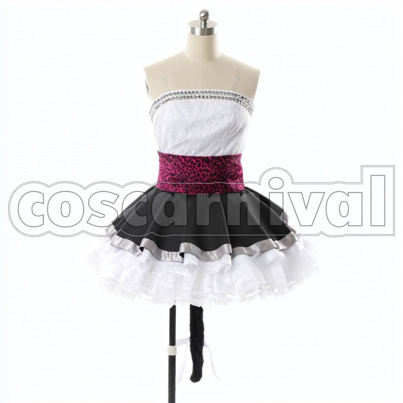 Maki Nishikino cosplay costume from Love Live!, front view
