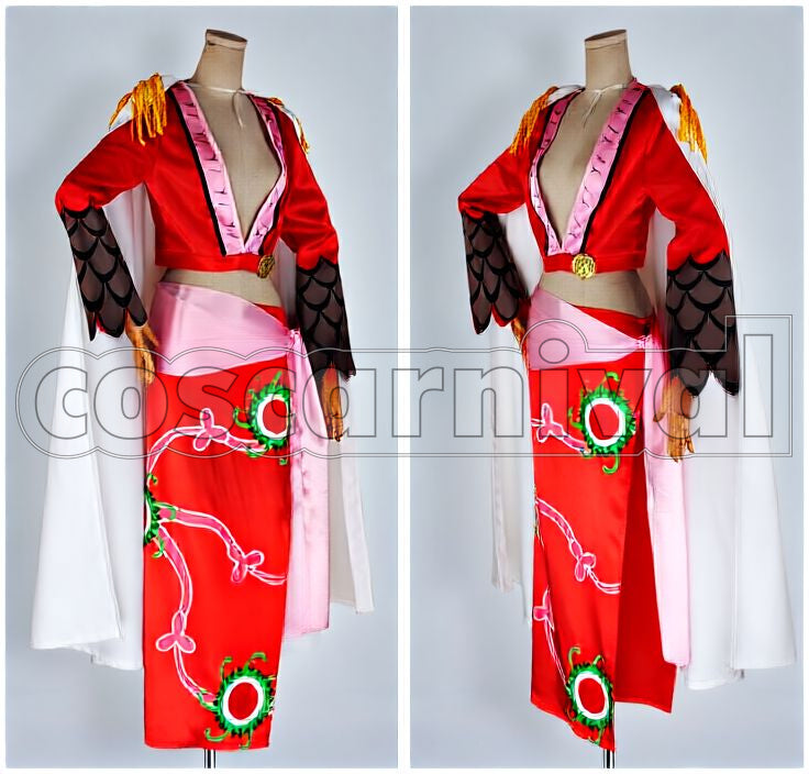 Boa Hancock Cosplay cosplay costume from One Piece, front view 2