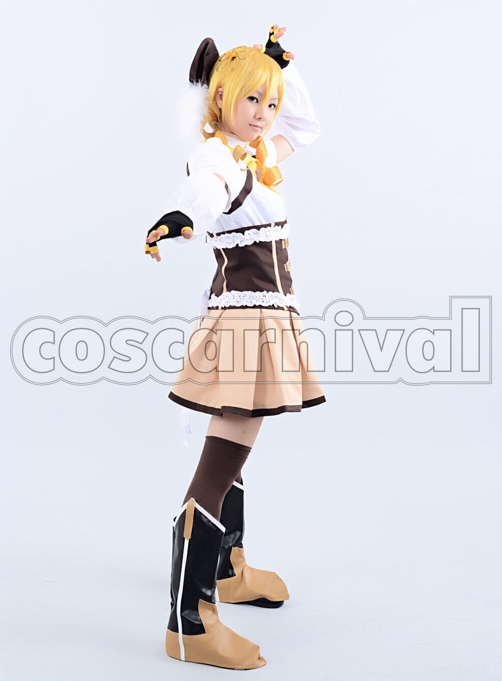 Magica Mami Tomoe cosplay costume from Puella Magi Madoka, side view 2