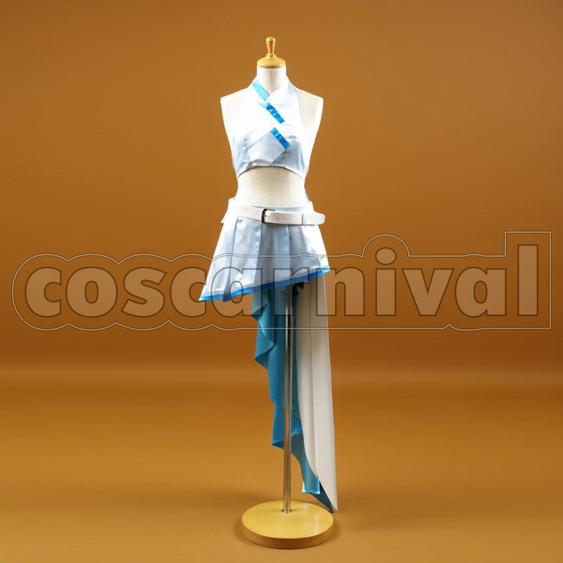 Tsubasa Kazanari cosplay costume from Senki Zessho Symphogear, side view