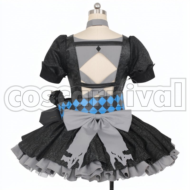 Bondage cosplay costume from SINoALICE Alice, back view