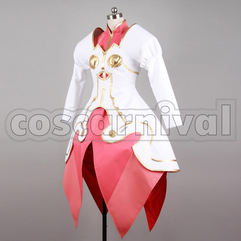 Estelle cosplay costume from Tales of Vesperia, front view 3