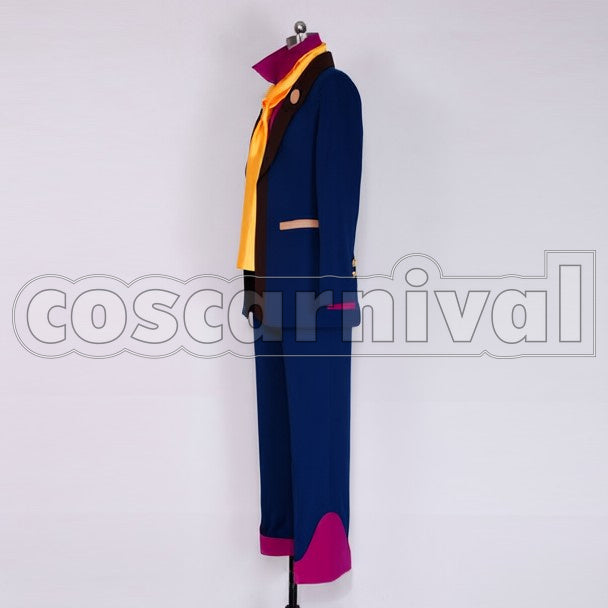 2 Alvin Alvin cosplay costume from Tales of Xillia, side view