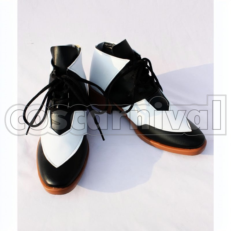 T. Kaburagi cosplay costume from Tiger Bunny Kotetsu, side view 6