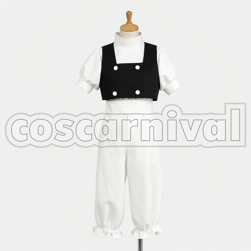 Marisa Kirisame cosplay costume from Touhou Project, front view 3