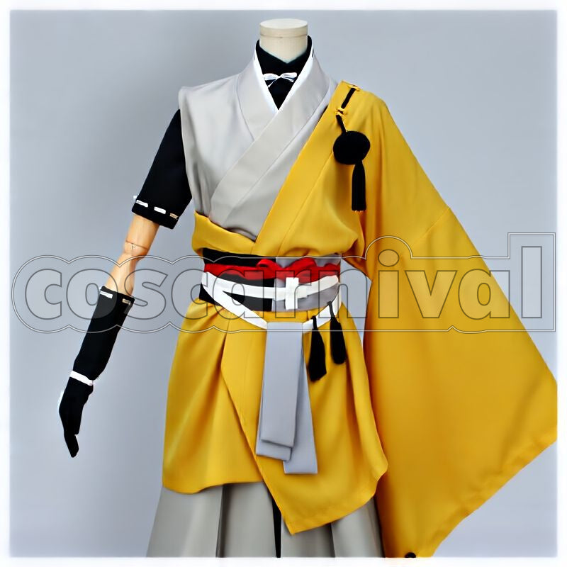 Kogitsunemaru Cosplay cosplay costume from Touken Ranbu, front view 1