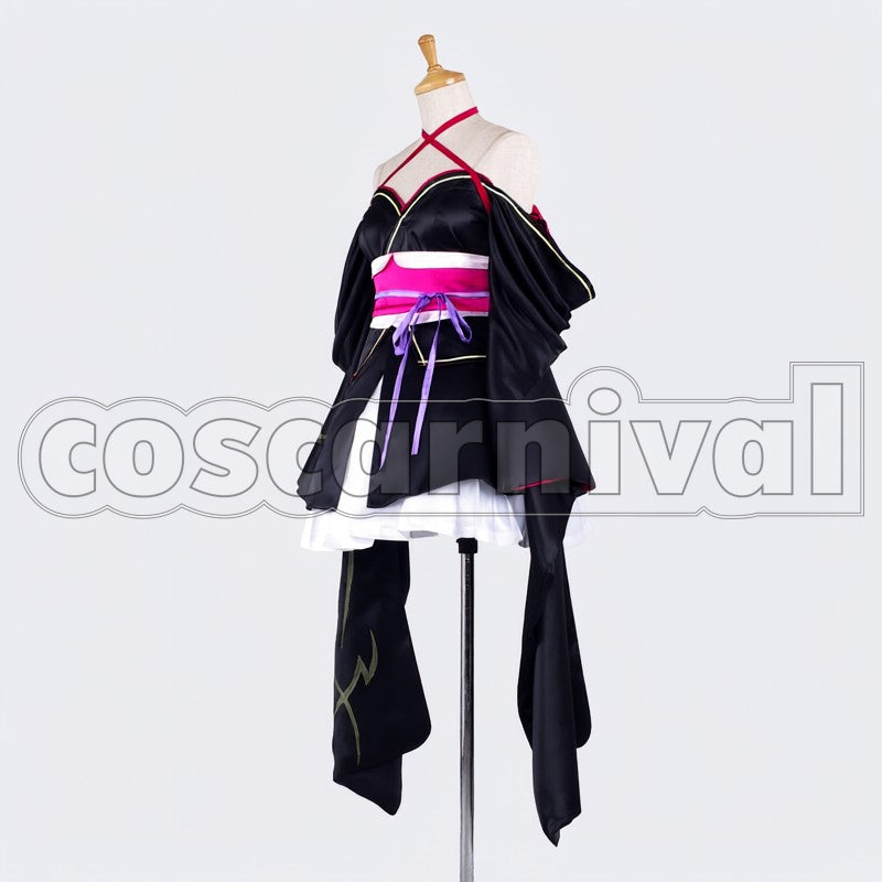 Yaya cosplay costume from Unbreakable Machine-Doll, side view 2