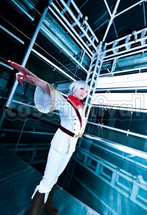 L-elf cosplay costume from Valvrave the Liberator, side view