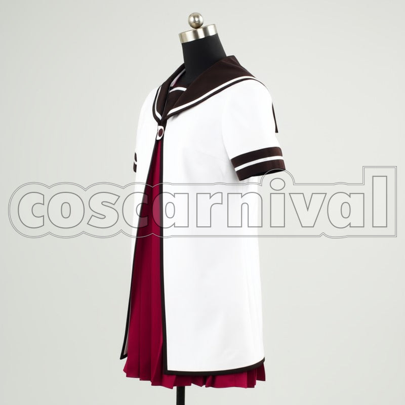 Nanamori Middle School Girls Summer cosplay costume from YuruYuri, side view 2