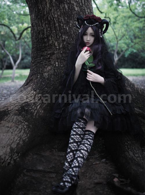 Lilith Series Pure Color Gothic Lolita Long Sleeve Dress coscarnival