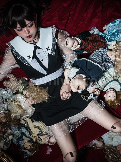 Night Lily Series Black Gothic Lolita Long Sleeve Dress coscarnival