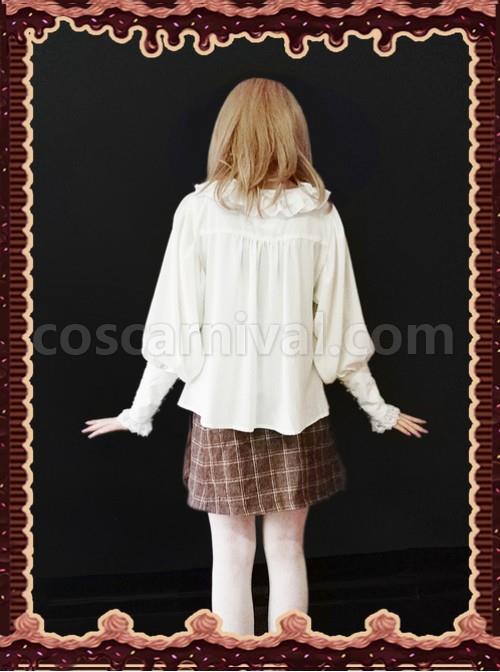 Sugar And Matcha Series Ivory Retro Bats Sleeve Classic Lolita Shirt coscarnival